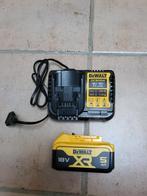 DeWalt batterij + oplader 5ah 18v, Doe-het-zelf en Bouw, Gereedschap | Machine-onderdelen en Toebehoren, Ophalen, Nieuw