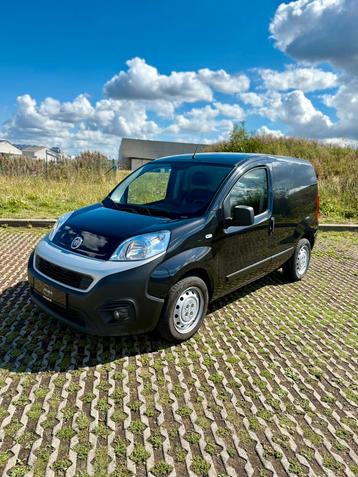 FIORINO - 2021 - AIRCO - BTW - CARPLAY - SCHUIFDEUR - ZWART beschikbaar voor biedingen