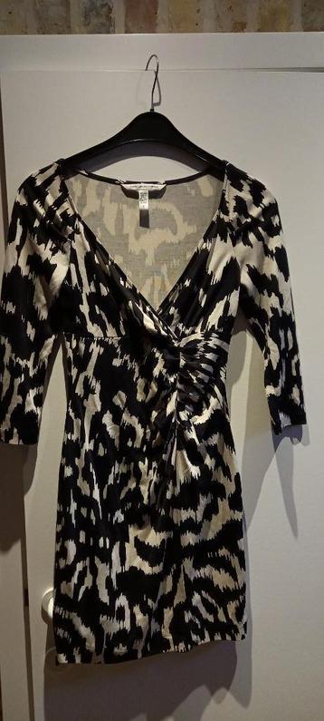 robe Diane von Furstenberg taille 8 (36), Neuf, Enlèvement ou Envoi, Autres couleurs, Diane von Furstenberg