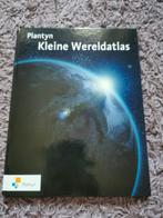 Dirk Vanderhallen - Plantyn Kleine Werelddatlas 2013, Ophalen of Verzenden, Zo goed als nieuw, Dirk Vanderhallen