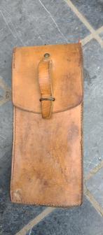 Militaria, lederen magazijntasje Frans leger WO2., Verzamelen, Ophalen