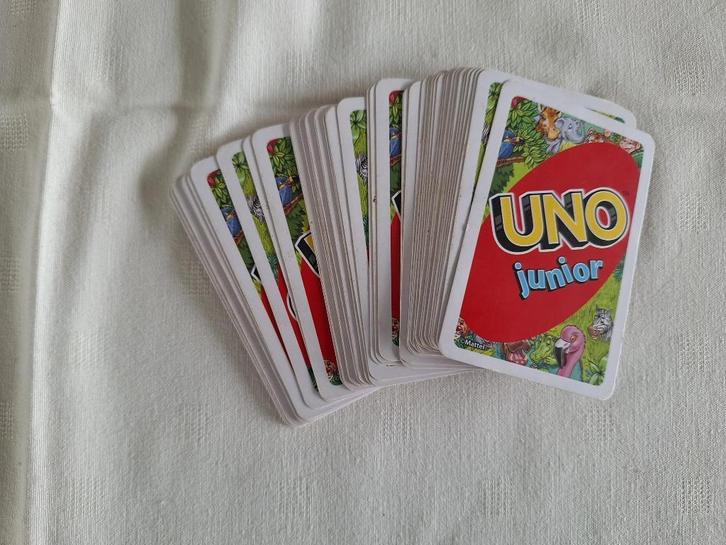 Uno Junior (zonder doos), Hobby en Vrije tijd, Gezelschapsspellen | Kaartspellen, Zo goed als nieuw, Een of twee spelers, Drie of vier spelers
