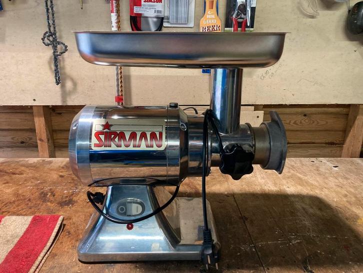 Vleesmolen Sirman, Zakelijke goederen, Horeca | Keukenapparatuur, Bakkerij en Slagerij, Gebruikt, Ophalen
