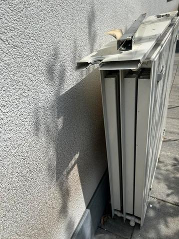 Perfect werkende radiator. Moet weg wegens verbouwing.  beschikbaar voor biedingen