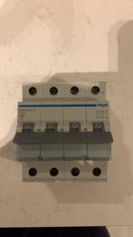 Automaat 4c32, Ophalen, Zo goed als nieuw