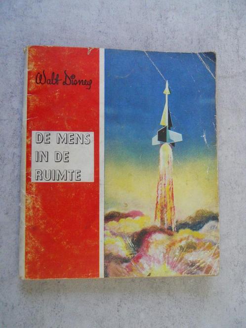 Walt-Disney de mens in de ruimte, Boeken, Prentenboeken en Plaatjesalbums, Zo goed als nieuw, Ophalen of Verzenden