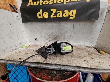 Buitenspiegel rechts van een Seat Ibiza beschikbaar voor biedingen
