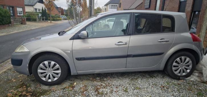 Homologuée Renault Megane Automatic, Autos, Renault, Particulier, Vitres électriques, Isofix, Essence, Automatique, Enlèvement
