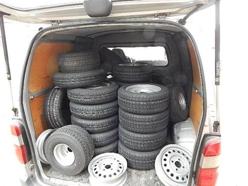 Toutes tailles de pneus et jantes pour remorques, Autos : Divers, Remorques, Enlèvement ou Envoi