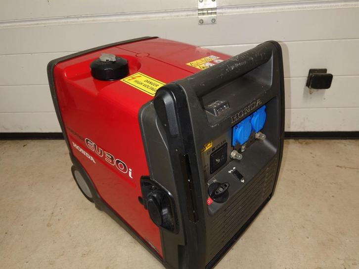 honda eu30i inverter aggregaat generator, Doe-het-zelf en Bouw, Aggregaten, Zo goed als nieuw, Benzine, Minder dan 5 kVA, Geluidgedempt