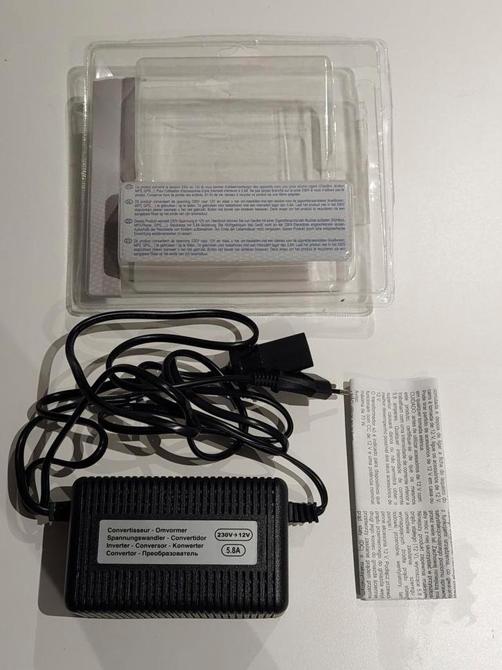 Convertisseur 220V -> 12V 5,8A 70W, Auto diversen, Krikken, Nieuw, Elektrisch, Ophalen of Verzenden