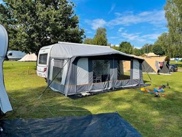 Voortent oploop maat 15 beschikbaar voor biedingen