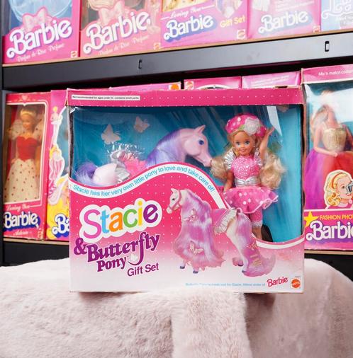 RARE ! Stacie & Butterfly Pony gift set de 1993 - 10227, Enfants & Bébés, Jouets | Poupées, Neuf, Barbie, Enlèvement ou Envoi