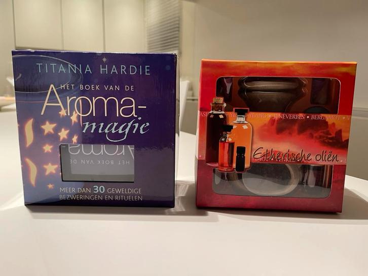 Aromabrander - Oliebrander - Olieverdamper - Etherische Olie, Handtassen en Accessoires, Uiterlijk | Parfum, Zo goed als nieuw