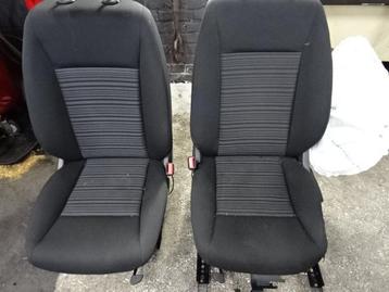 INTERIEUR COMPLET Mercedes-Benz A (W176) (01-2012/05-2018) disponible aux enchères