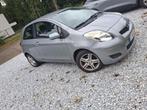 Toyota Yaris, Stof, Zwart, 4 cilinders, Zilver of Grijs