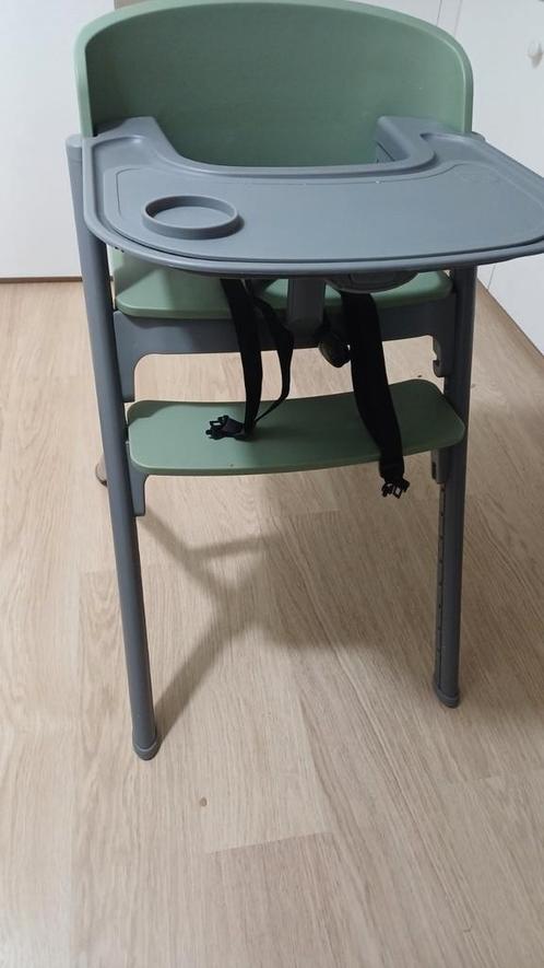 Eetstoel met babyzitje, Kinderen en Baby's, Kinderstoelen, Zo goed als nieuw, Meegroeistoel, Aanschuifbaar, Afneembaar eetblad
