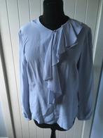 Scapa lichtblauwe zijden blouse met jabot - 38/40, Kleding | Dames, Blouses en Tunieken, Blauw, Maat 38/40 (M), Ophalen of Verzenden