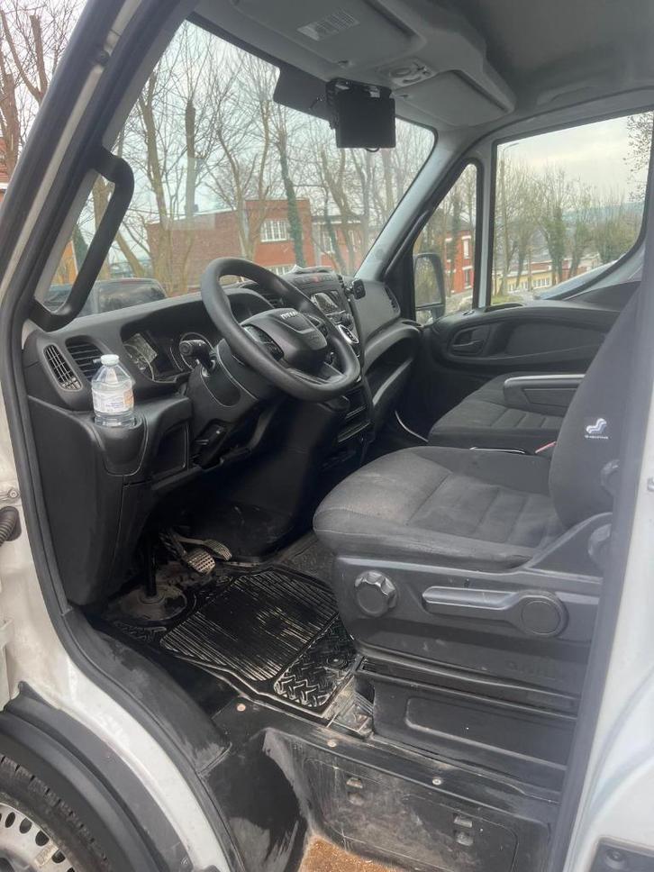 Iveco Daily 1 er proprietaire, Articles professionnels, Articles professionnels Autre, Enlèvement ou Envoi