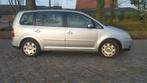 Vw Touran 7 zit benzine 1.6 bj 2003 km 200000 met keuring v, Auto's, Volkswagen, Voorwielaandrijving, 1600 cc, Handgeschakeld