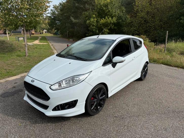 Ford fiesta 1.0 ecoboost st-line, Auto's, Ford, Bedrijf, Fiësta, ABS, Airbags, Airconditioning, Alarm, Bluetooth, Boordcomputer