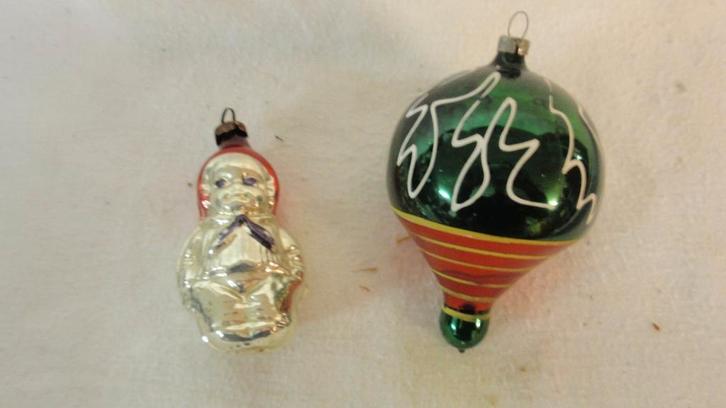 2 oude glazen kerstbal jongen en luchtballon, Diversen, Kerst, Gebruikt, Ophalen of Verzenden