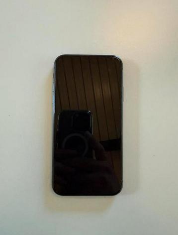 Iphone 11 64GB 85%batterij beschikbaar voor biedingen