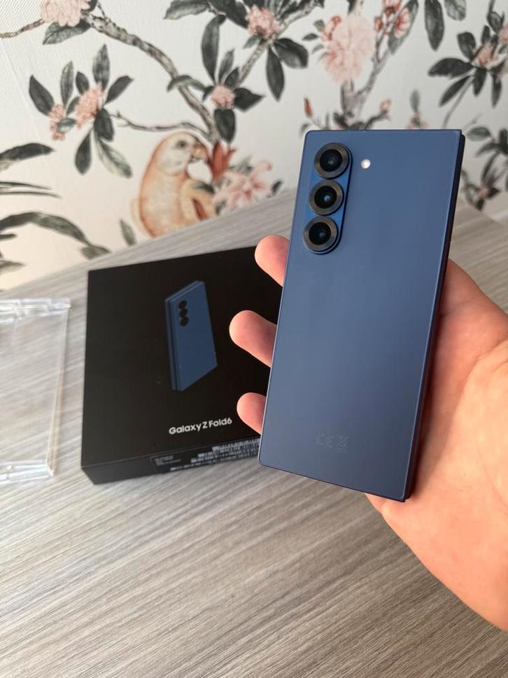 Samsung z fold 6 etat neuf boîte,garantie ,verre.. (échange), Télécoms, Téléphonie mobile | Samsung, Comme neuf, Argent, Enlèvement ou Envoi