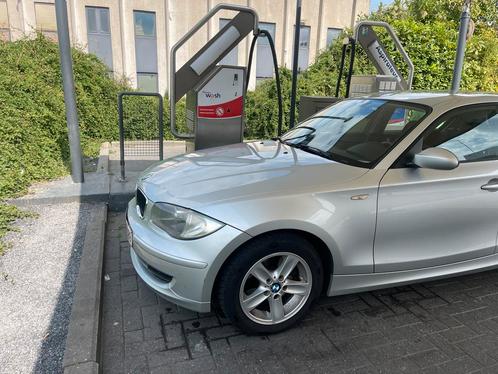 BMW 120i, Auto's, BMW, Particulier, 1 Reeks, Benzine, 5 deurs, Handgeschakeld, Overige bekleding, Ophalen