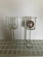 2 glazen kaarsenhouders, H = 36 cm, diameter bovenaan is 12, Huis en Inrichting, Overige materialen, Ophalen of Verzenden, Zo goed als nieuw