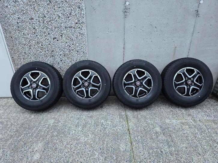 Continental Vier seizoen-Nieuw225/75R16-Fiat-Citroën-Peugeot, Caravans en Kamperen, Mobilhome-accessoires, Nieuw, Ophalen