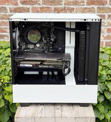 Custom NZXT Game PC (i7-9700K / MSI RTX2070 / 16GB RAM) beschikbaar voor biedingen