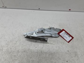 MOTORKAPSCHARNIER RECHTS Golf V (1K1) (5MO823302) beschikbaar voor biedingen