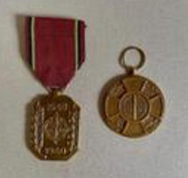 Te koop: set eretekens N.V.O.K., Verzamelen, Militaria | Algemeen, Ophalen