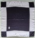 Yves Saint Laurent vintage carré foulard zijde, Ophalen of Verzenden, Zo goed als nieuw, Sjaal