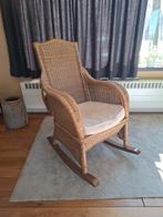 schommelstoel, Ophalen, Gebruikt, Bruin, Riet of Rotan