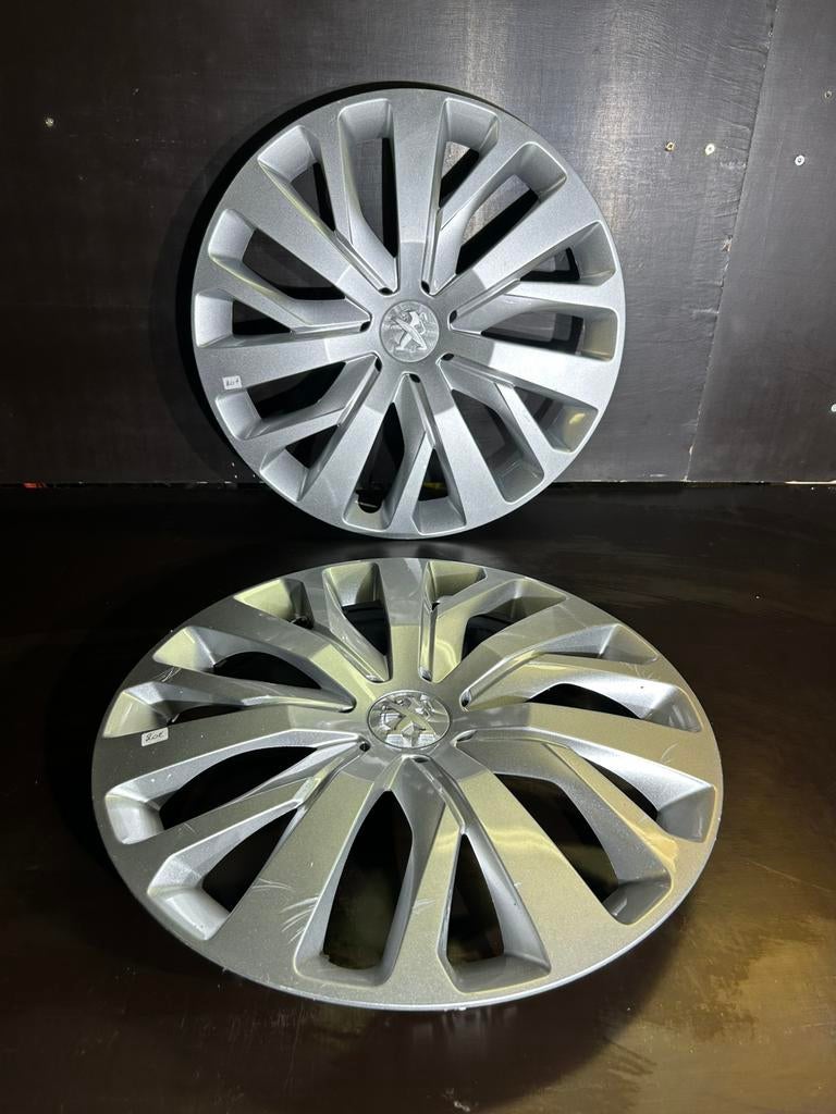 2 enjoliveurs Peugeot partner rifter 208,308,2008 16", Autos : Divers, Enjoliveurs, Enlèvement ou Envoi, Comme neuf