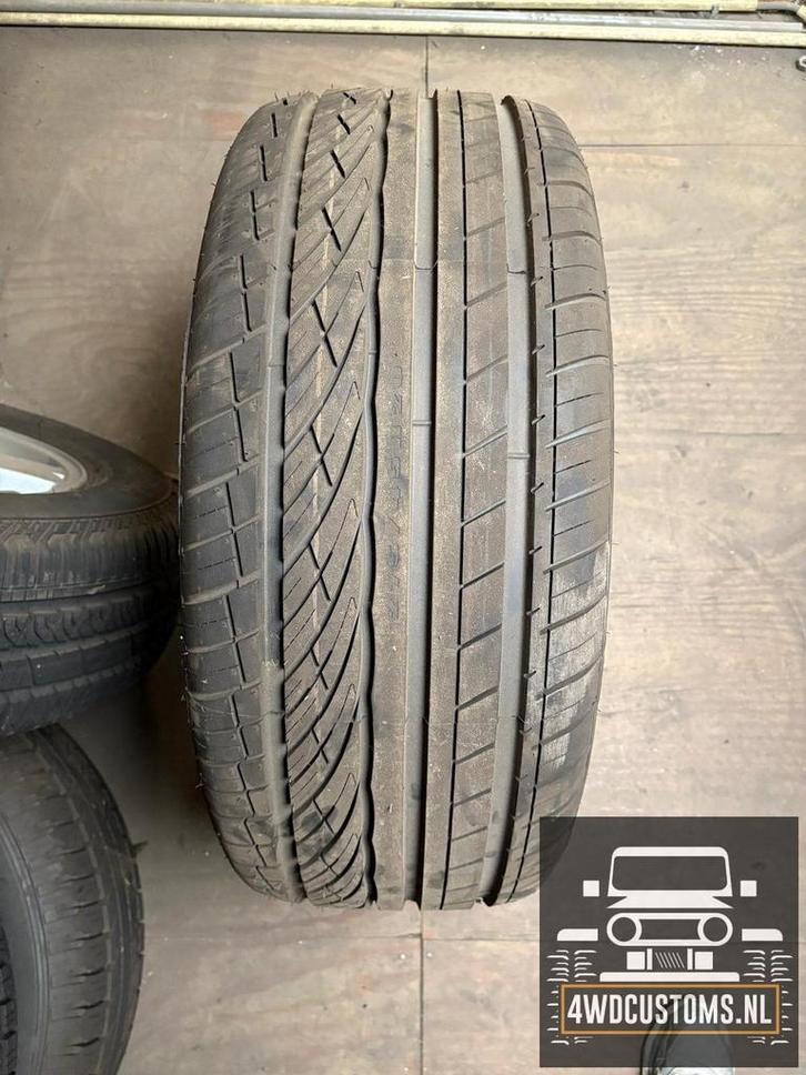 banden vigorous 275/45r20  nieuwstaat  set 4 stuks € 340, Autos : Pièces & Accessoires, Pneus & Jantes, Pneus et Jantes, Véhicule de tourisme