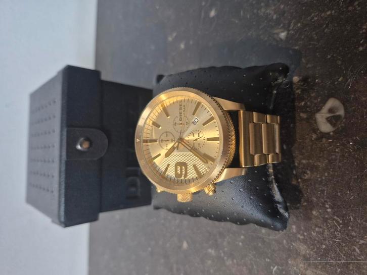 Diesel Horloge Goudkleur. *Lees Beschrijving*, Handtassen en Accessoires, Horloges | Heren, Zo goed als nieuw, Polshorloge, Overige merken