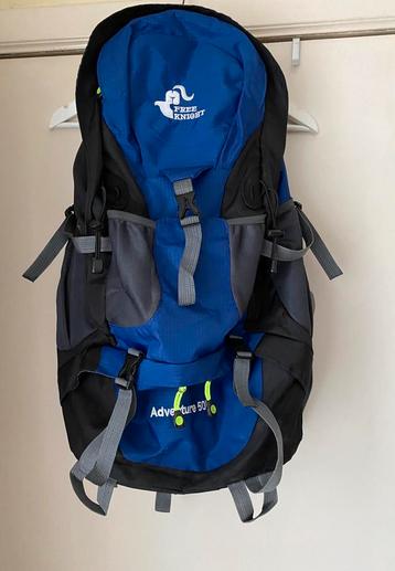  Gratis rugzak van 50 liter Knight Adventure beschikbaar voor biedingen