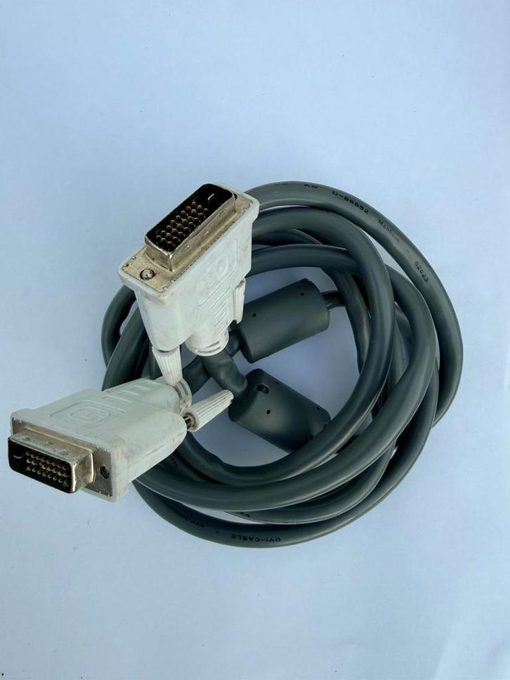 Câble DVI blanc : affichage/moniteur/écran, Informatique & Logiciels, Pc & Câble réseau, Comme neuf, Enlèvement ou Envoi