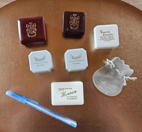 Lot de 6 anciennes petites boîtes de bijouterie en plastique, Verzamelen, Merken en Reclamevoorwerpen, Gebruikt, Verpakking, Ophalen of Verzenden