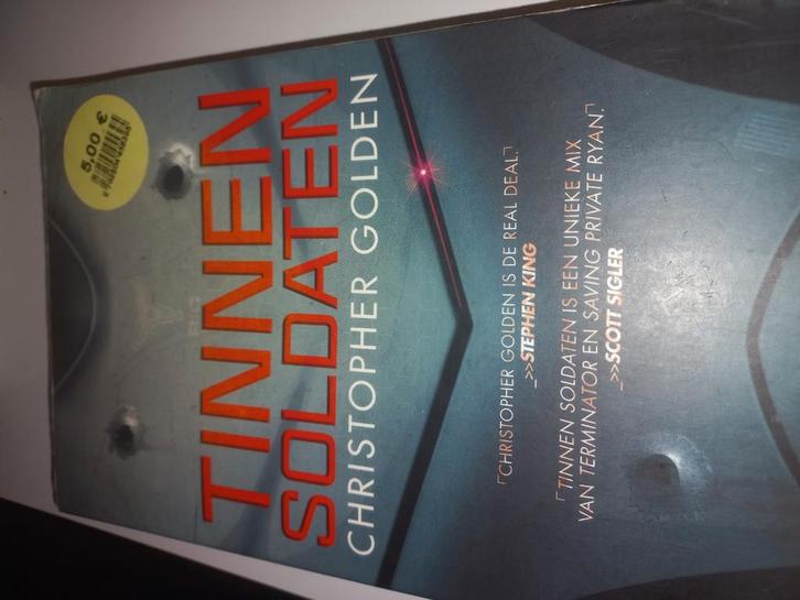 Christopher Golden - Tinnen soldaten, Boeken, Thrillers, Zo goed als nieuw, Ophalen of Verzenden
