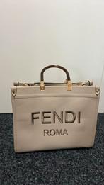 Fendi tas, Ophalen, Nieuw