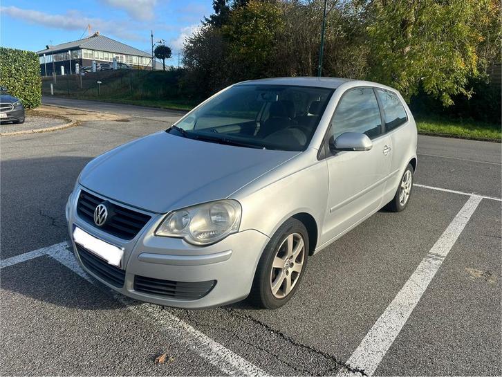Volkswagen polo 1.2 essence de 2009 prête à l’immat, Auto's, Volkswagen, Particulier, Polo, ABS, Airbags, Airconditioning, Bochtverlichting