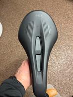 Fizik argo terra x5, Nieuw, Ophalen of Verzenden, Zadel