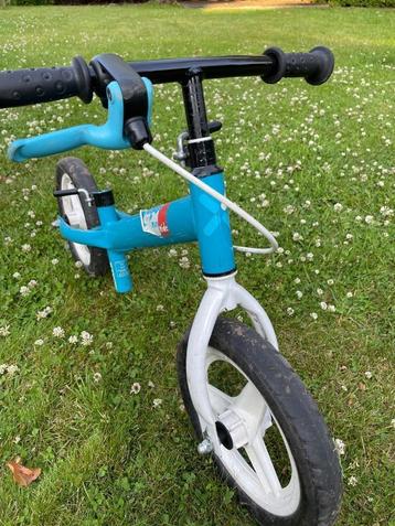 B-twin loop fiets met remmen-made in Italy beschikbaar voor biedingen