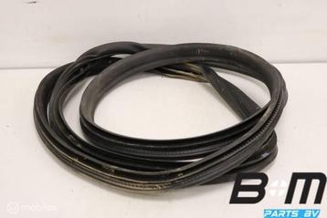 Portierrubber rechtsvoor Skoda Fabia 3 6V0867366D beschikbaar voor biedingen