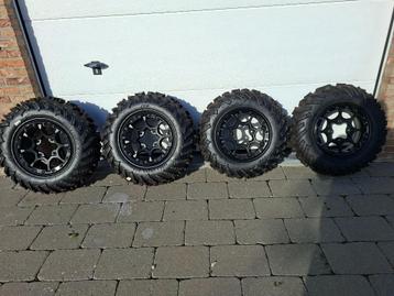 banden en velgen beschikbaar voor biedingen