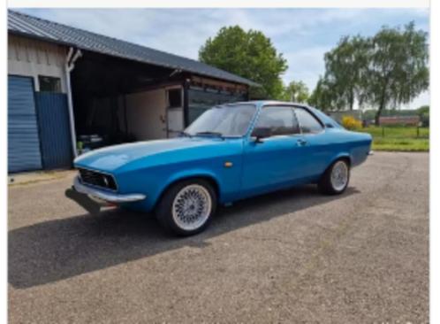 oltimer, Auto's, Opel, Particulier, Manta, Benzine, Coupé, 2 deurs, Handgeschakeld, Blauw, Zwart, Kunstmatig leder, Achterwielaandrijving